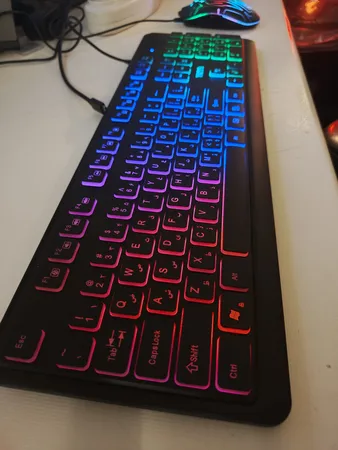 کیبورد تسکو مدل TK 8046،سوییچ ممبران، Full-size، نورپردازی RGB