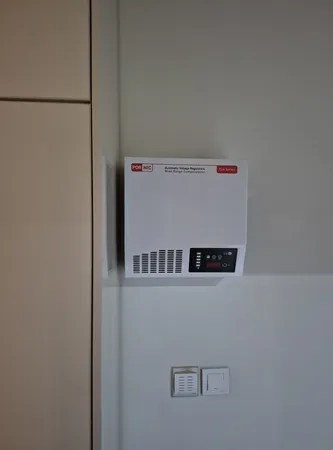 استابلایزر پرنیک مدل ECO-8000 FULL ظرفیت 8000 ولت آمپر