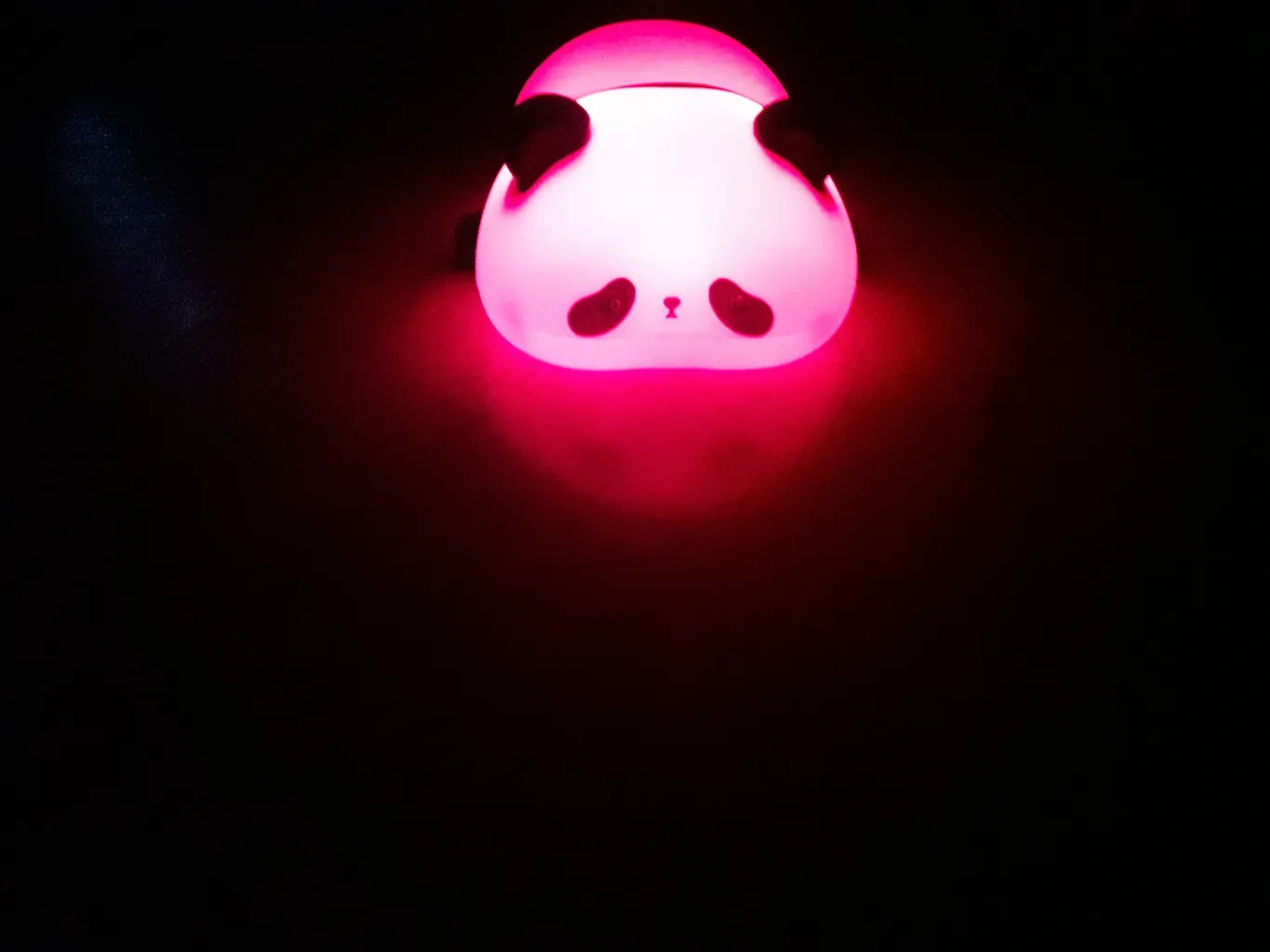 چراغ خواب کودک مدل سیلیکونی طرح پاندای خسته