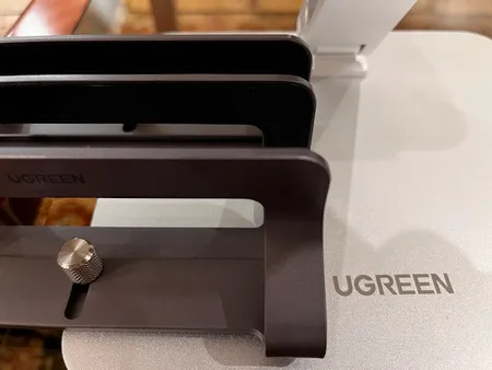 پایه نگهدارنده لپ تاپ یوگرین مدل  LP258-60643