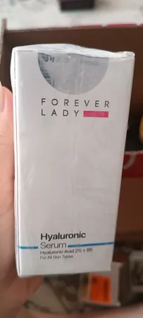 سرم رطوبت رسان پوست فور اور لیدی مدل آبرسان، حاوی هیالورونیک اسید و ویتامین B5 حجم 30 میلی لیتر