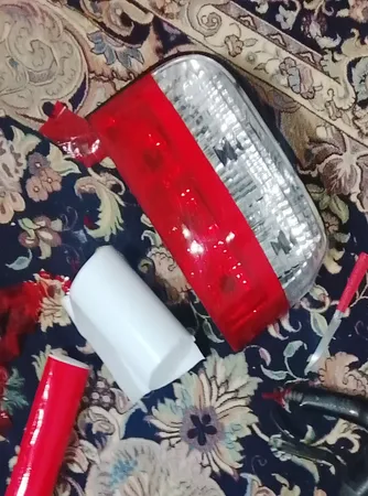 چراغ خطر عقب مدل JT123 S مناسب برای پراید 131 بسته 2 عددی