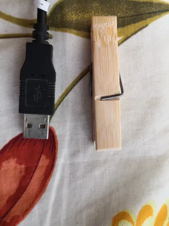 گیره لباس بامو مدل 76-1863 بسته 20عددی