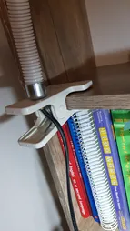 چراغ مطالعه صنایع‌ کریم‌ زاده مدل گیره ای کد CL-115