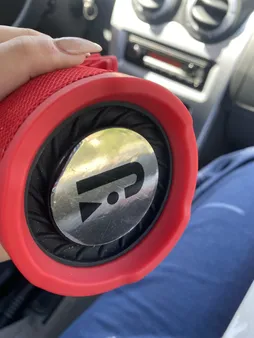 اسپیکر بلوتوثی قابل حمل جی بی ال مدل Charge 4