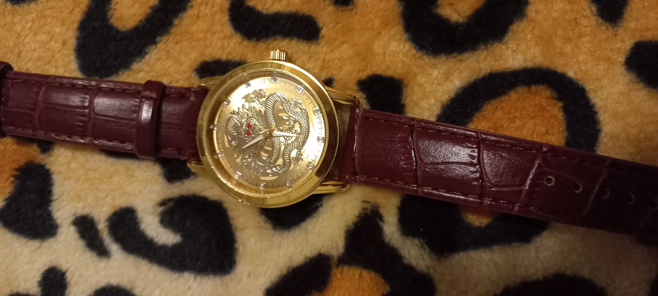 ساعت مچی عقربه‌ای مردانه مدل دراگون کد 2024