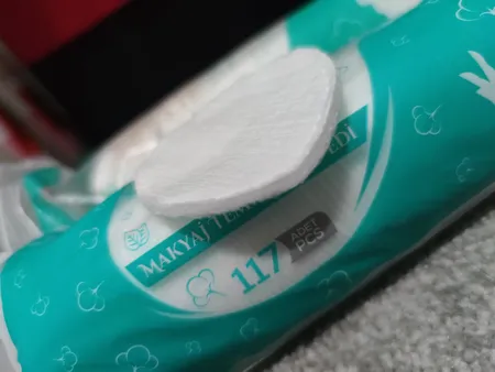 پد پاک کننده آرایش صورت کویین مدل 001 بسته 117 عددی