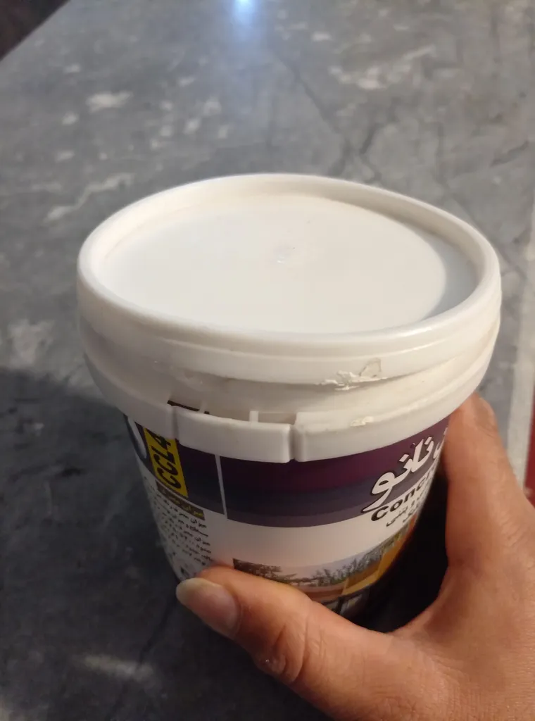 رنگ بتن نانو سفید بتن پلاست مدل CCL1 وزن یک کیلوگرم