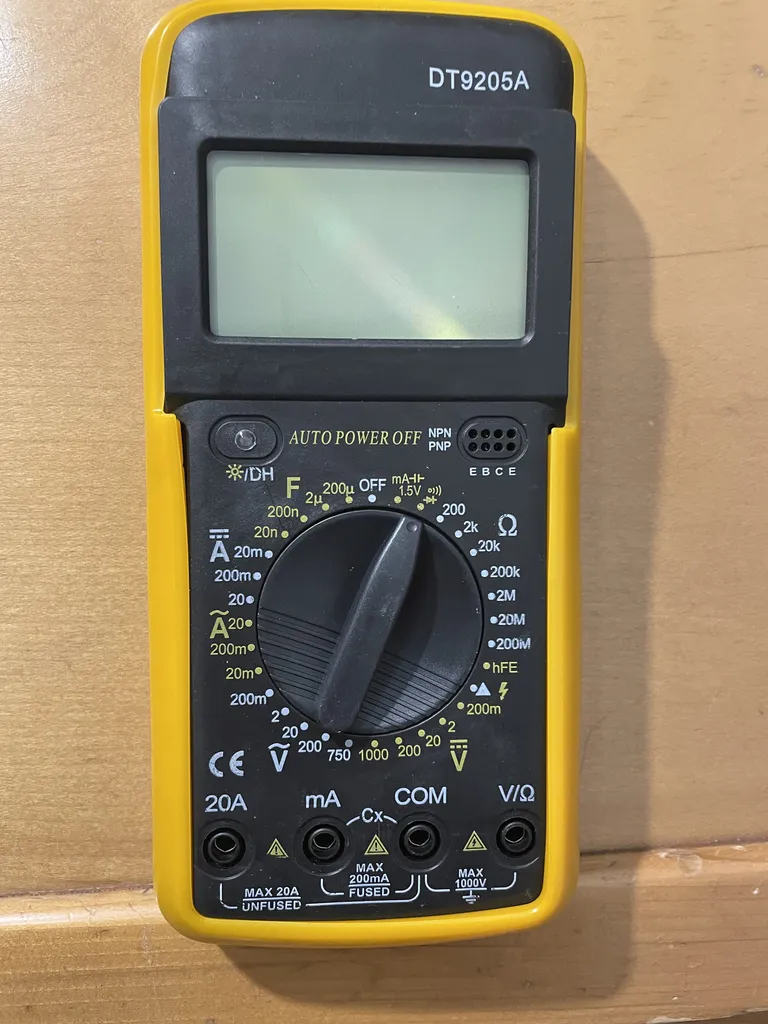 مولتی متر دیجیتال مدل  DT-9205A
