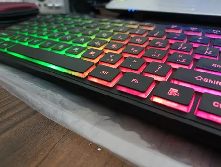 کیبورد گیمینگ بیاند مدل BGK-2010 سوئیچ ممبران، Full-Size، نورپردازی RGB