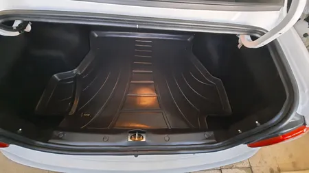 کفپوش سه بعدی صندوق عقب خودرو ماهوت مدل M-Tr کد B مناسب برای ساینا S