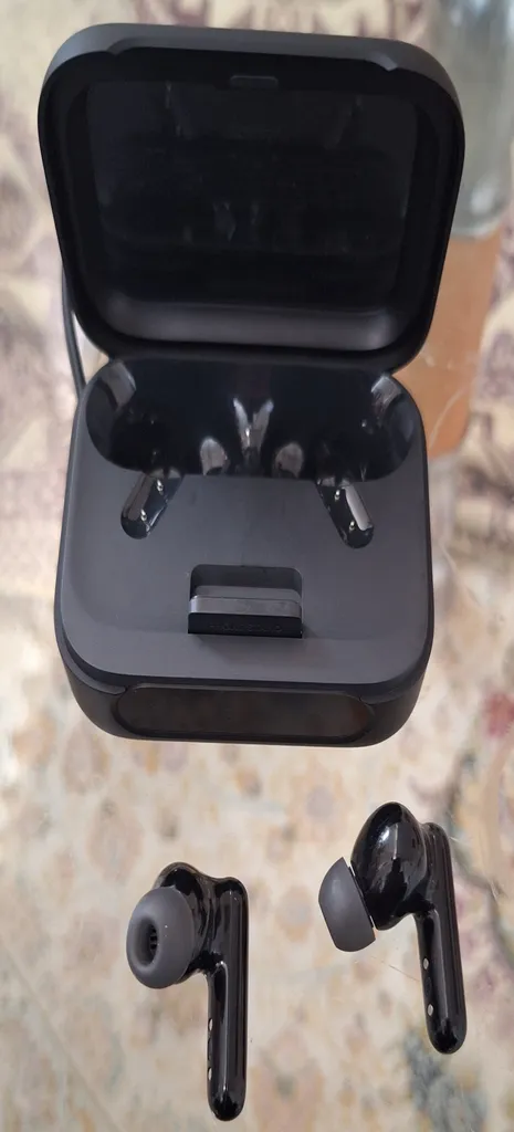 هدفون بلوتوثی انکر مدل  SoundCore  P41i