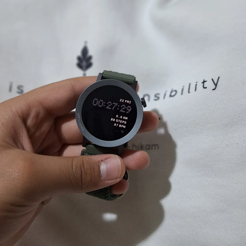 ساعت هوشمند 45 میلی‌متری ناتینگ مدل CMF Watch Pro 2 با بند سیلیکونی