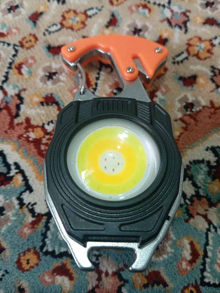 چراغ قوه مدل w5147