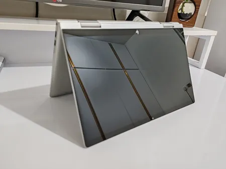 لپ تاپ 14 اینچی اچ‌ پی مدل ENVY X360 14-ES1013DX-Core 5 120U-8GB DDR4-512SSD-W-Touch
