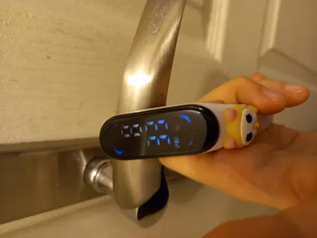 ساعت مچی دیجیتال مدل لمسی ضد آب طرح گربه