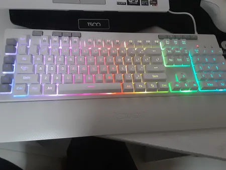 کیبورد گیمینگ ردراگون مدل Shiva K512، سوییچ ممبران، Full-Size، نورپردازی RGB