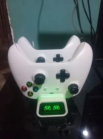 پایه شارژر دسته بازی ایکس باکس وان X / S دابی مدل TYX-19006