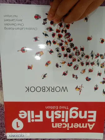 کتاب American English File 1 Third Edition اثر جمعی از نویسندگان انتشارات الوند پویان