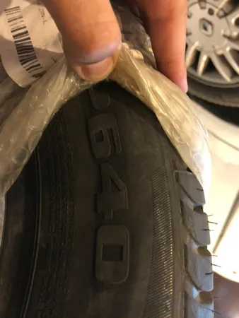 لاستیک خودرو بارز مدل P648 سایز 185/65R15 - دو حلقه