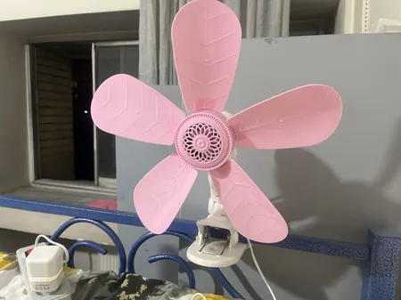 پنکه رومیزی مدل گیره ای پنج پره