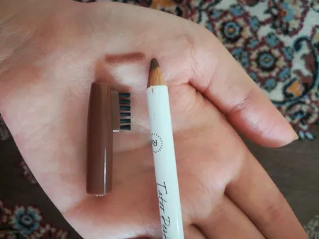 مداد ابرو آی فیس شماره E-04