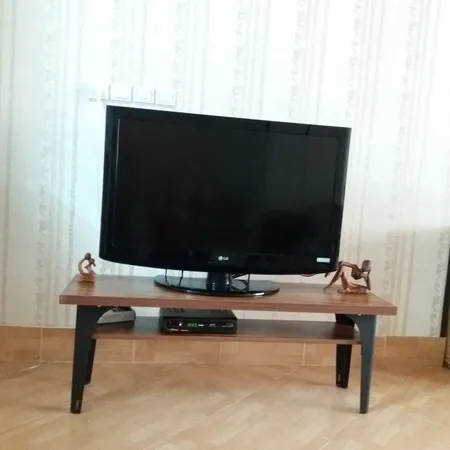 میز تلویزیون دینیال مدل 0195