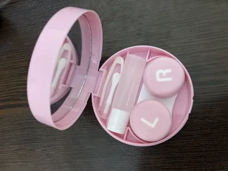 محفظه نگهداری لنز کد ۲۰۲۰