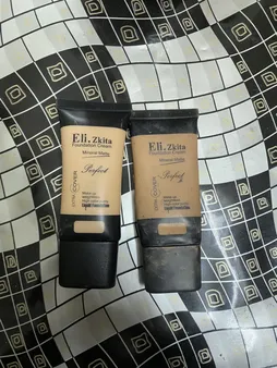 کرم پودر الیزکیتا شماره 302