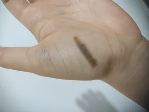 تجریه خرید مداد ابرو کورنس مدلprofessional شماره31