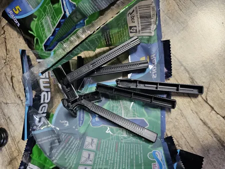 خود تراش ‏لمسر مدل GT-H بسته 5 عددی