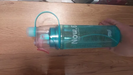 قمقمه مدل نیو ای اسپری دار گنجایش 0.7 لیتر