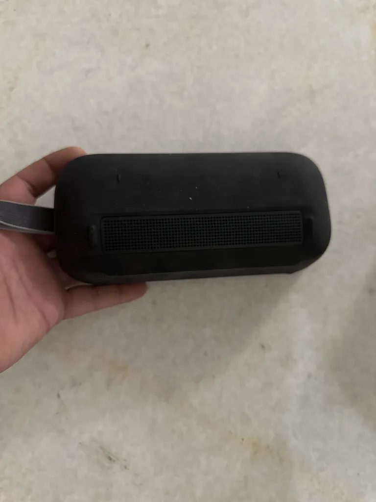 اسپیکر بلوتوثی قابل حمل بوز مدل SoundLink Flex
