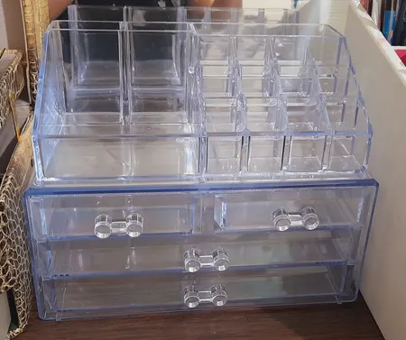 استند لوازم آرایشی مدل vs1