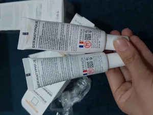 تجریه خرید کرم پودر BB درماتیپیک دارای spf 20 رنگ بژ طبیعی حجم 30 میلی لیتر