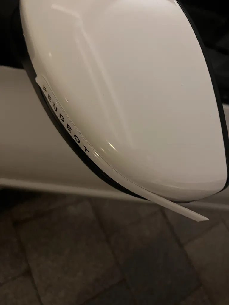 پدمحافظ دکمه فرمان مانیتور و آینه خودرو چیکال مدل P-821-BLU مناسب برای پژو 207 مجموعه 18 عددی