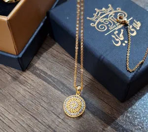 تجریه خرید آویز گردنبند طلا 18 عیار زنانه طلای مستجابی مدل آوا کد 3677