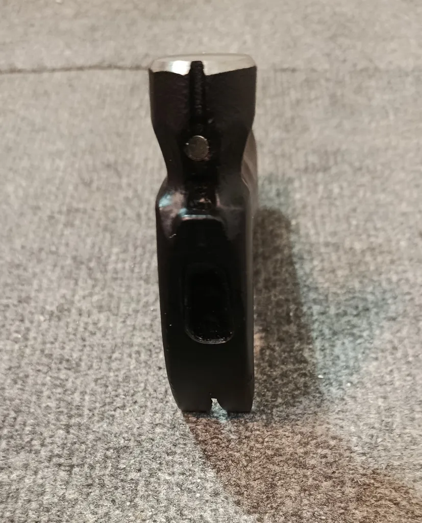 چکش دو شاخ توسن مدل 251TCH وزن 250 گرم