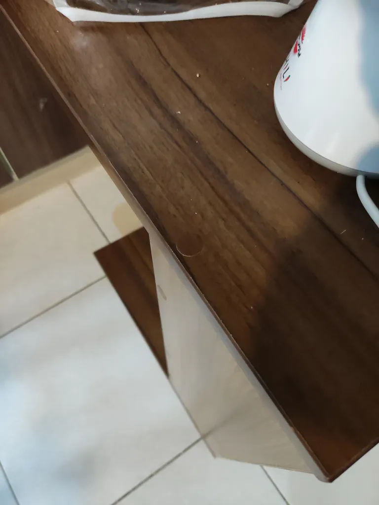 میز کامپیوتر مدل قابل حمل Hermes