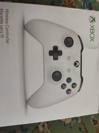 دسته بازی بی سیم مایکروسافت مناسب برای Xbox One S