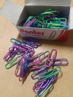 گیره کاغذ پنتر مدل متالیک سایز 28 میلی متر