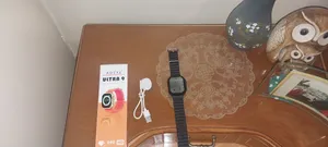 تجریه خرید ساعت هوشمند ادکس مدل ULTRA 9 صفحه نمایش لمسی، محاسبه کالری ، شمارنده ضربان قلب ، امکان شخصی سازی واچ فیس،قابلیت مکالمه از طریق بلوتوث، پشتیبانی از زبان فارسی، بند سیلیکونی