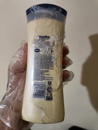 لوسیون بدن وازلین مدل DRY INTENSIVE CARE حجم 400 میلی لیتر