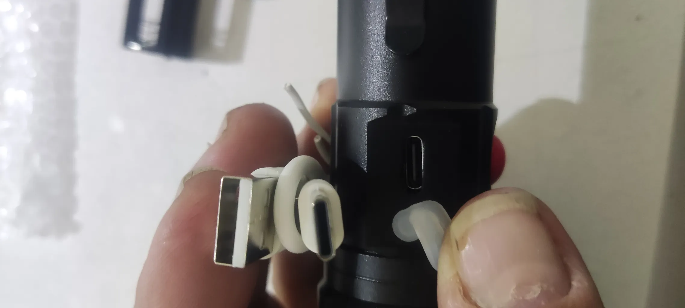 چراغ قوه اسمال سان مدل ZY-T626