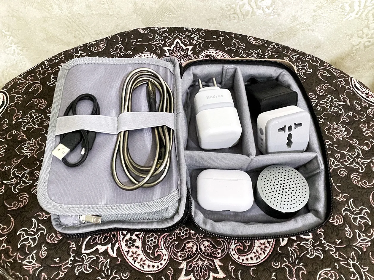 کیف ویوو مدل MINIMAL TECH POUCH