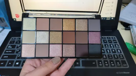 پالت سایه چشم دودو گرل شماره 02