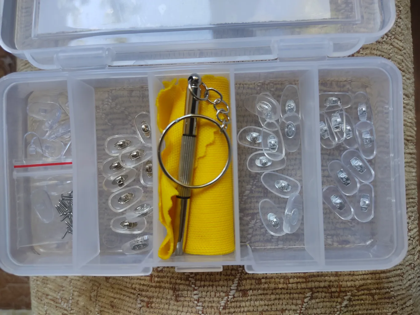 لوازم جانبی تعمیر عینک ارس پویا مدل NPG01 مجموعه 62 عددی