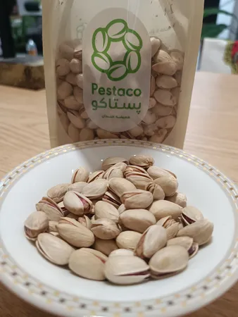 پسته احمدآقایی خام پستاکو - 500 گرم