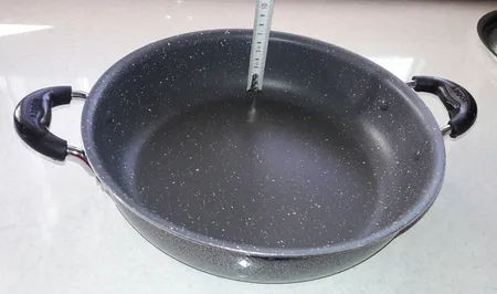 تابه دو دسته عروس مدل درب فلزی سایز 30