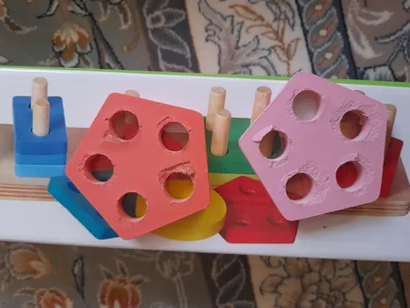 بازی آموزشی مونته سوری طرح پایه اشکال هندسی مدل ۰۰۲